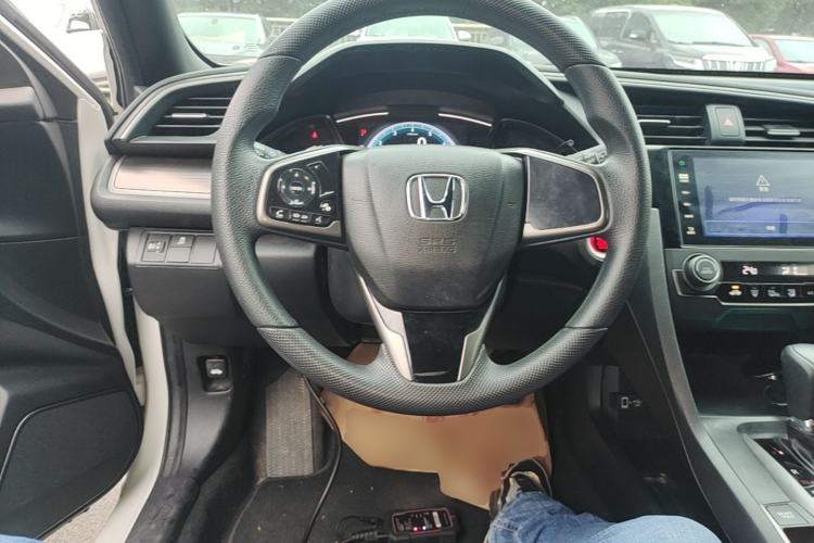 Used Honda Civic 2021 HATCHBACK 220TURBO CVT New Trendsetter Steering Wheel
