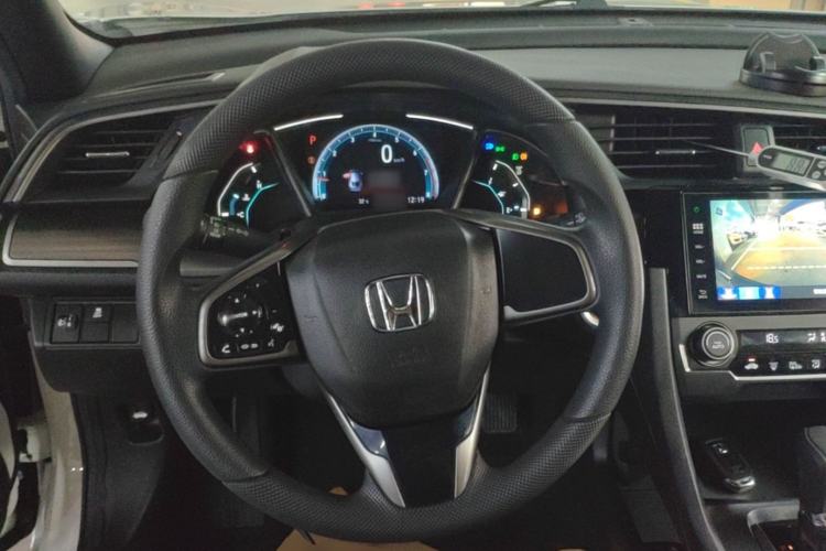 Used Honda Civic 2021 HATCHBACK 220TURBO CVT New Trendsetter Steering Wheel