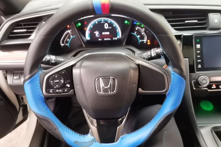 Used Honda Civic 2021 HATCHBACK 220TURBO CVT New Trendsetter Steering Wheel