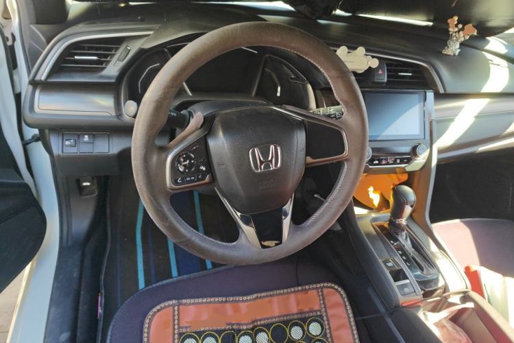 Used Honda Civic 2021 HATCHBACK 220TURBO CVT New Trendsetter Steering Wheel