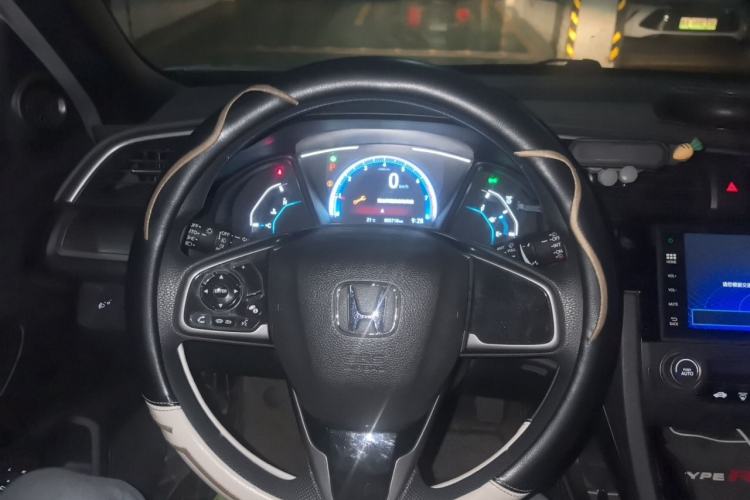 Used Honda Civic 2021 HATCHBACK 220TURBO CVT New Trendsetter Steering Wheel