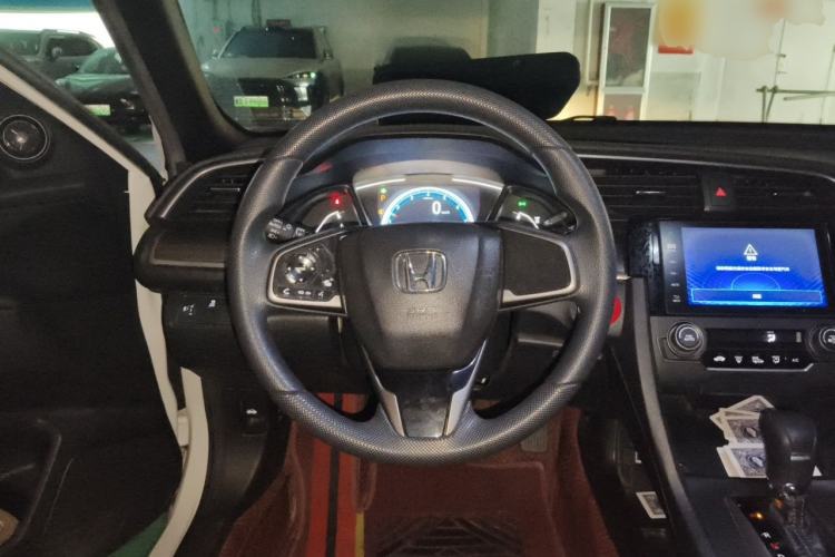 Used Honda Civic 2021 HATCHBACK 220TURBO CVT New Trendsetter Steering Wheel