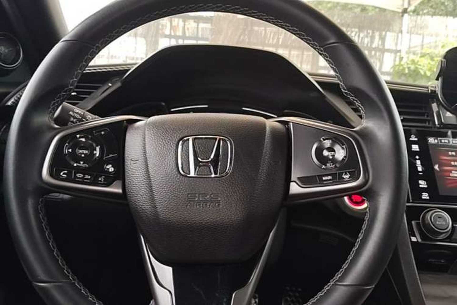 Used Honda Civic 2021 HATCHBACK 220TURBO Manual Driving Pleasure Control Steering Wheel