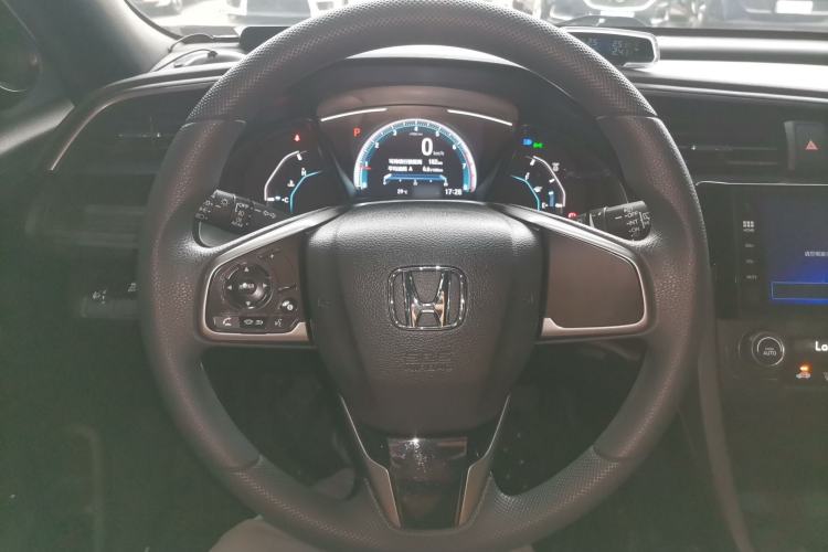 Used Honda Civic 2021 HATCHBACK 220TURBO CVT New Trendsetter Steering Wheel
