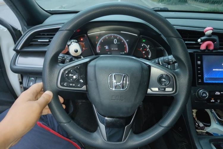 Used Honda Civic 2021 HATCHBACK 220TURBO CVT Trendy Cool Edition Steering Wheel