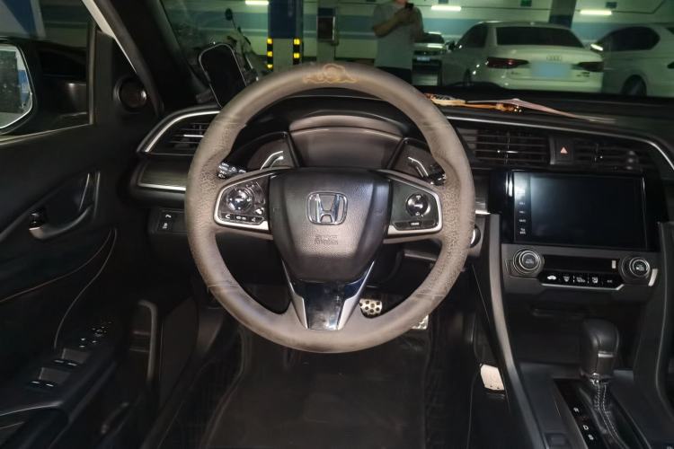Used Honda Civic 2021 HATCHBACK 220TURBO CVT Trendy Cool Edition Steering Wheel