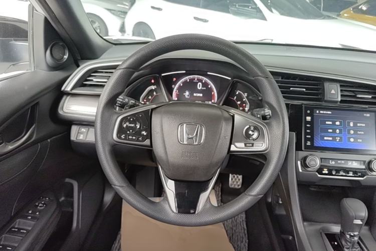 Used Honda Civic 2021 HATCHBACK 220TURBO CVT Trendy Cool Edition Steering Wheel