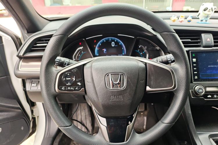 Used Honda Civic 2021 HATCHBACK 220TURBO CVT New Trendsetter Steering Wheel