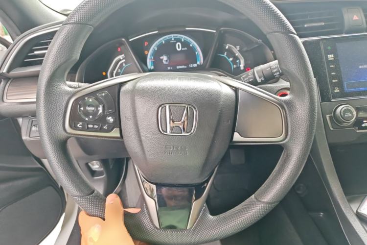 Used Honda Civic 2021 HATCHBACK 220TURBO CVT New Trendsetter Steering Wheel