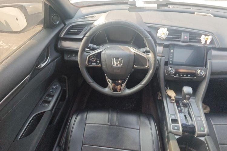 Used Honda Civic 2021 HATCHBACK 220TURBO CVT New Trendsetter Steering Wheel