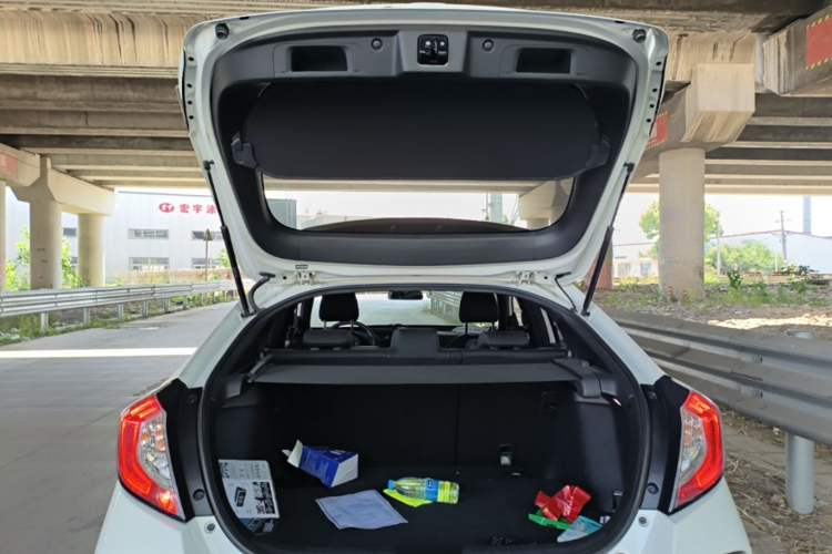 Used Honda Civic 2021 HATCHBACK 220TURBO CVT Dynamic Control Trunk