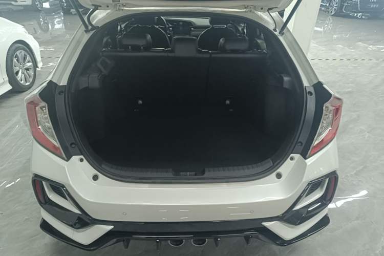 Used Honda Civic 2021 HATCHBACK 220TURBO CVT Dynamic Control Trunk