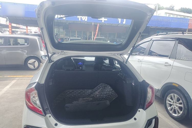 Used Honda Civic 2021 HATCHBACK 220TURBO CVT New Trendsetter Trunk