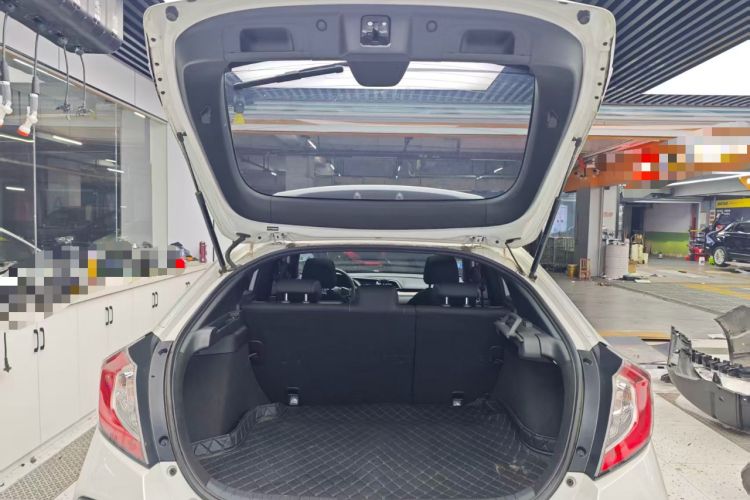 Used Honda Civic 2021 HATCHBACK 220TURBO CVT New Trendsetter Trunk