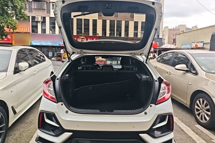 Used Honda Civic 2021 HATCHBACK 220TURBO CVT New Trendsetter Trunk