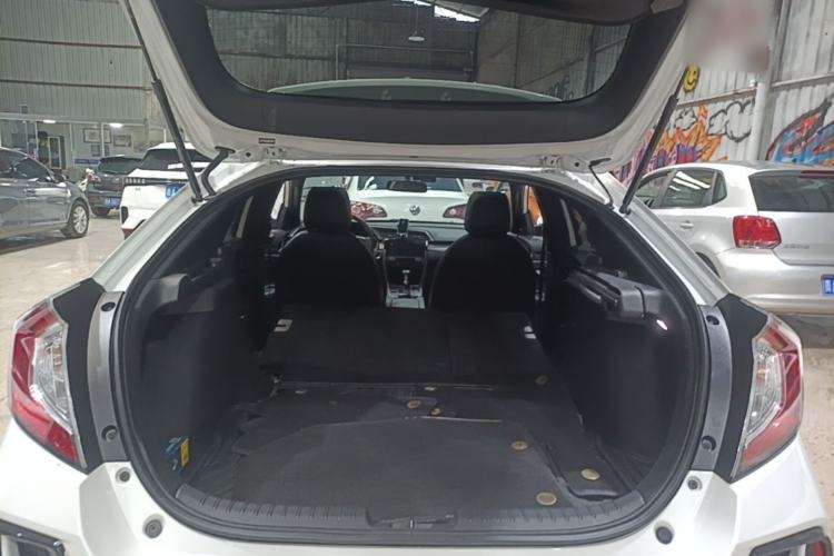 Used Honda Civic 2021 HATCHBACK 220TURBO CVT New Trendsetter Trunk
