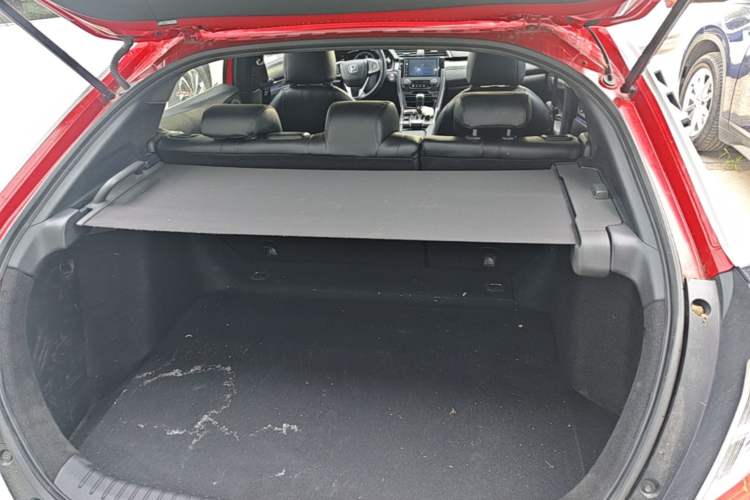 Used Honda Civic 2021 HATCHBACK 220TURBO CVT New Trendsetter Trunk