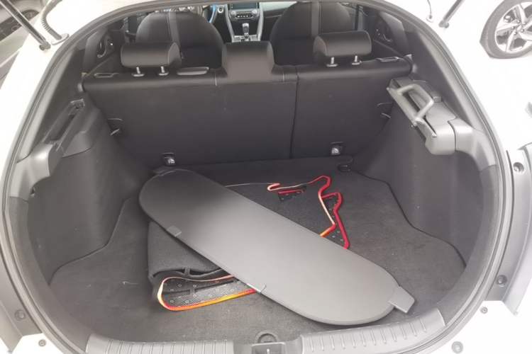 Used Honda Civic 2021 HATCHBACK 220TURBO CVT New Trendsetter Trunk