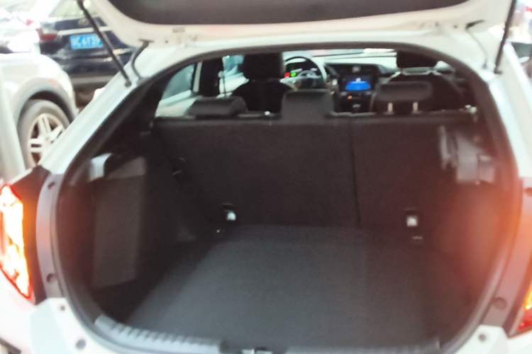 Used Honda Civic 2021 HATCHBACK 220TURBO CVT New Trendsetter Trunk