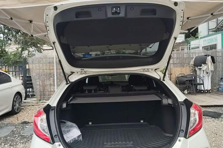 Used Honda Civic 2021 HATCHBACK 220TURBO Manual Driving Pleasure Control Trunk