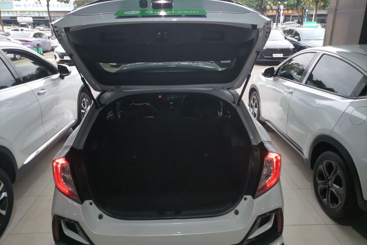 Used Honda Civic 2021 HATCHBACK 220TURBO CVT New Trendsetter Trunk