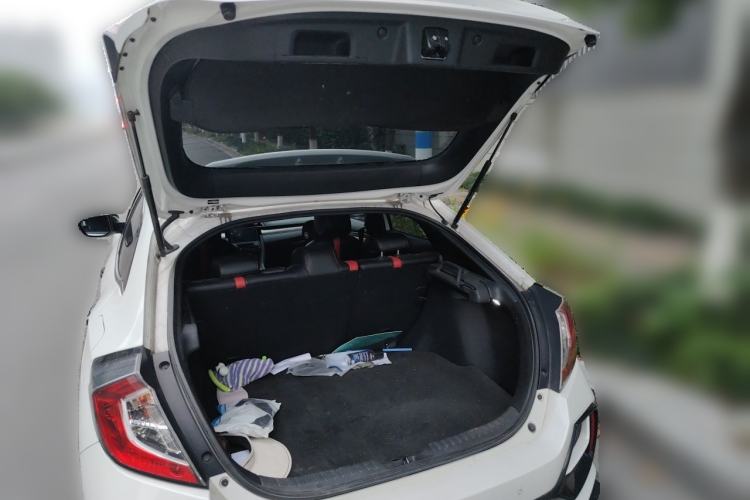 Used Honda Civic 2021 HATCHBACK 220TURBO CVT Trendy Cool Edition Trunk