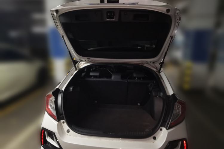 Used Honda Civic 2021 HATCHBACK 220TURBO CVT Trendy Cool Edition Trunk