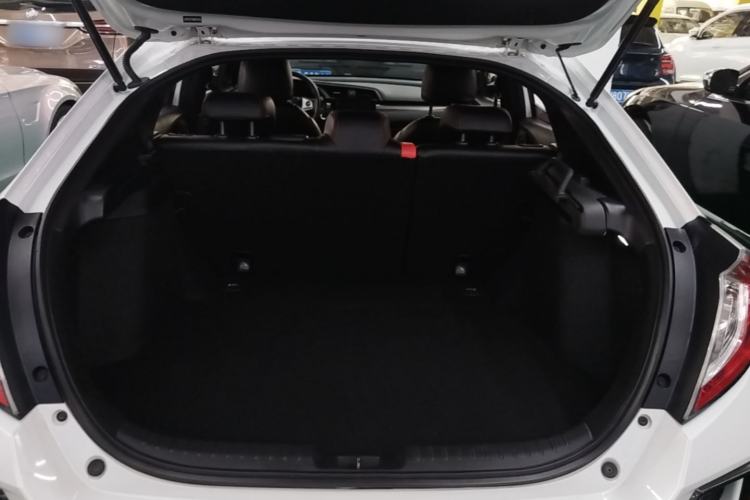 Used Honda Civic 2021 HATCHBACK 220TURBO CVT Trendy Cool Edition Trunk