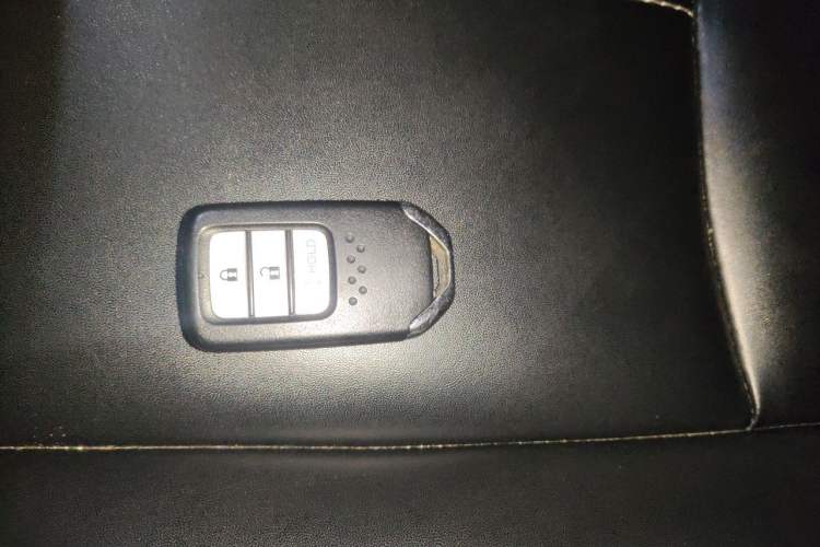 Used Honda Civic 2021 HATCHBACK 220TURBO CVT New Trendsetter Vehicle Key