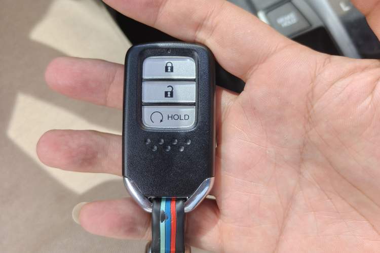 Used Honda Civic 2021 HATCHBACK 220TURBO CVT New Trendsetter Vehicle Key