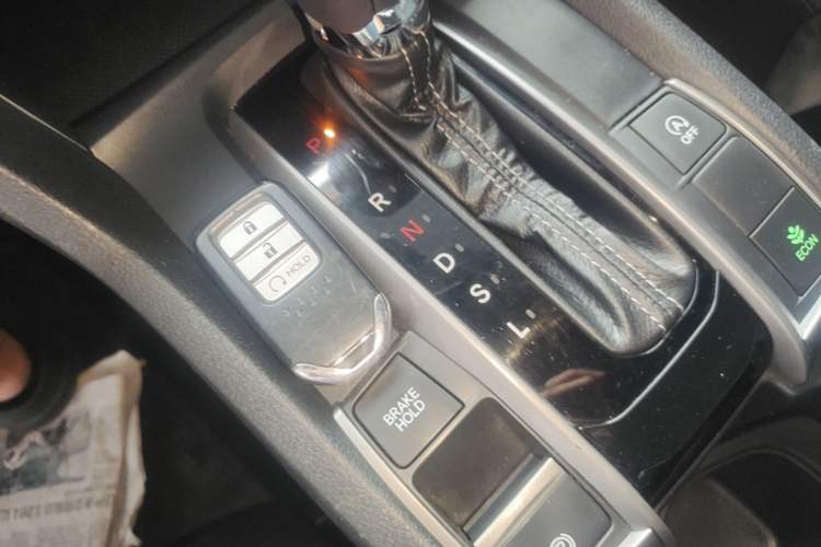 Used Honda Civic 2021 HATCHBACK 220TURBO CVT New Trendsetter Vehicle Key