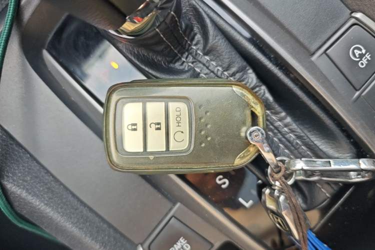 Used Honda Civic 2021 HATCHBACK 220TURBO CVT New Trendsetter Vehicle Key