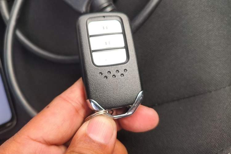 Used Honda Civic 2021 HATCHBACK 220TURBO CVT Trendy Cool Edition Vehicle Key