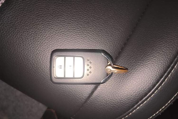 Used Honda Civic 2021 HATCHBACK 220TURBO CVT New Trendsetter Vehicle Key