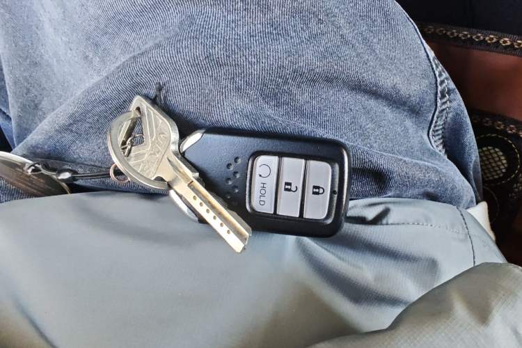 Used Honda Civic 2021 HATCHBACK 220TURBO CVT New Trendsetter Vehicle Key