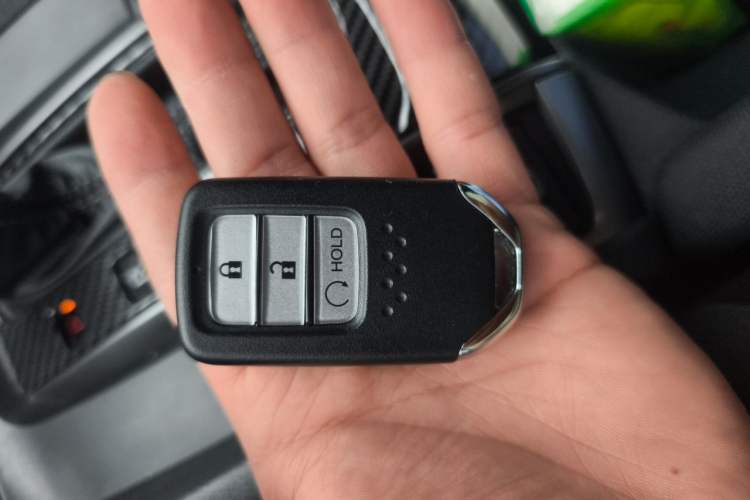 Used Honda Civic 2021 HATCHBACK 220TURBO CVT New Trendsetter Vehicle Key