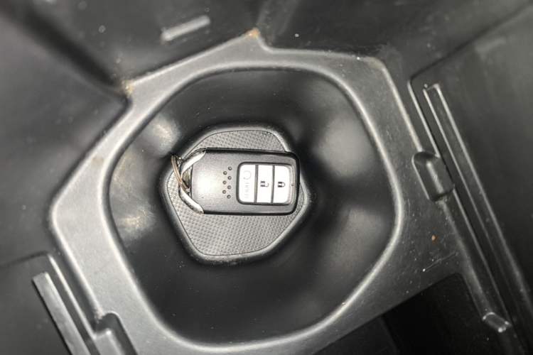 Used Honda Civic 2021 HATCHBACK 220TURBO CVT New Trendsetter Vehicle Key