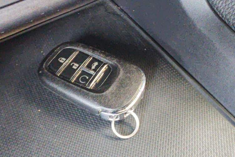 Used Honda Civic 2021 HATCHBACK 220TURBO CVT Dynamic Control Vehicle Key