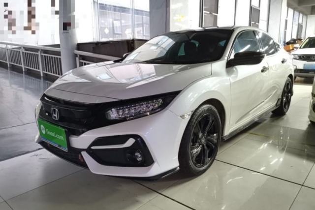 Ojetý Honda Civic 2021 HATCHBACK 220TURBO CVT Trendy Cool Edition
