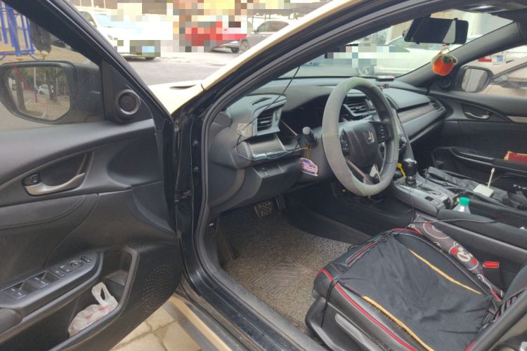 Used Honda Civic 2021 HATCHBACK 220TURBO CVT Trendy Cool Edition Driver Seat