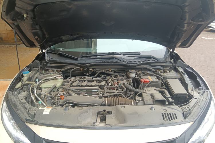 Used Honda Civic 2021 HATCHBACK 220TURBO CVT Trendy Cool Edition Engine Bay