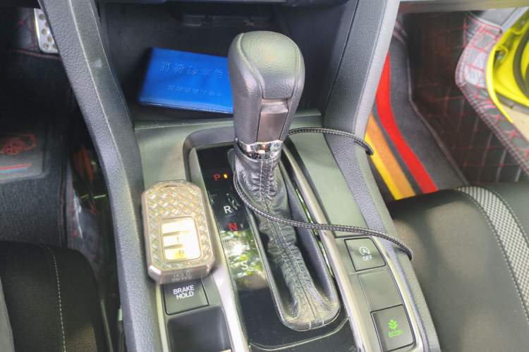 Used Honda Civic 2021 HATCHBACK 220TURBO CVT Trendy Cool Edition Gear Lever