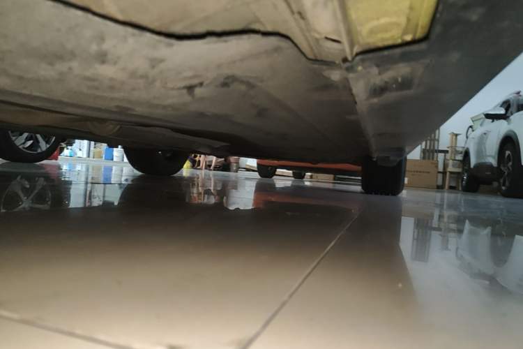 Used Honda Civic 2021 HATCHBACK 220TURBO CVT New Trendsetter Left Side Sill