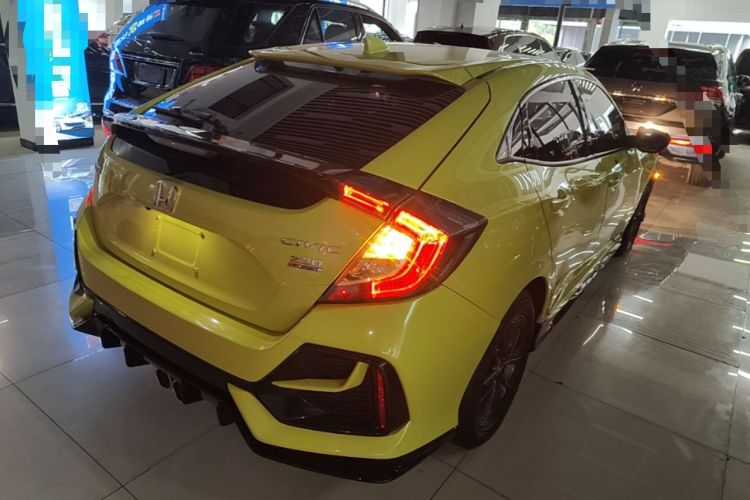 Used Honda Civic 2021 HATCHBACK 220TURBO CVT New Trendsetter Rear Right 45 Deg