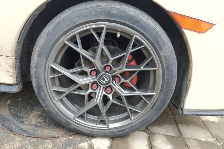 Used Honda Civic 2021 HATCHBACK 220TURBO CVT Trendy Cool Edition Right Front Wheel Hub
