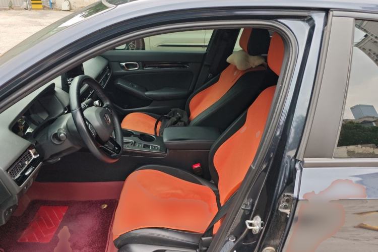 Used Honda Civic 2022 240TURBO CVT Dynamic Edition Left Front Seat