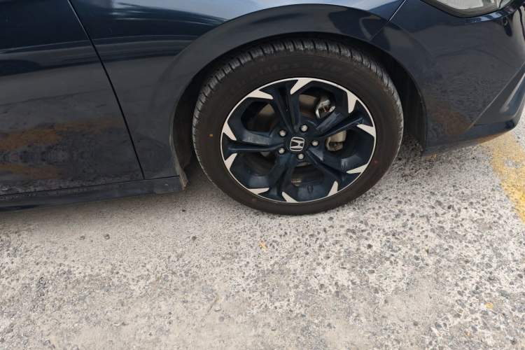 Used Honda Civic 2022 240TURBO CVT Dynamic Edition Right Front Wheel Hub