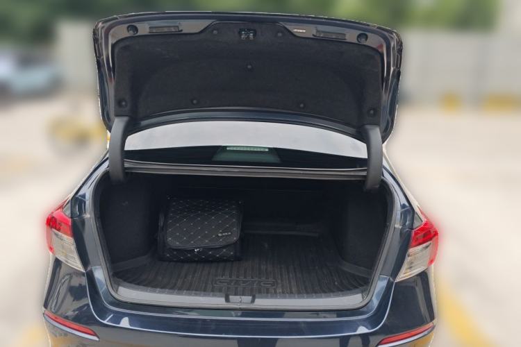 Used Honda Civic 2022 240TURBO CVT Dynamic Edition Trunk