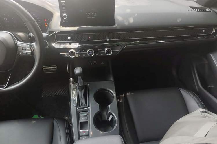 Used Honda Civic 2022 240TURBO CVT Dynamic Edition Audio And AC Panel