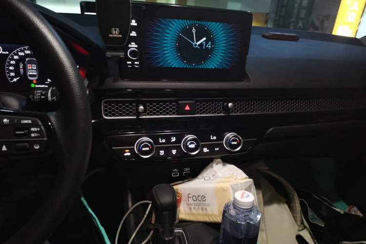 Used Honda Civic 2022 240TURBO CVT Dynamic Edition Audio And AC Panel